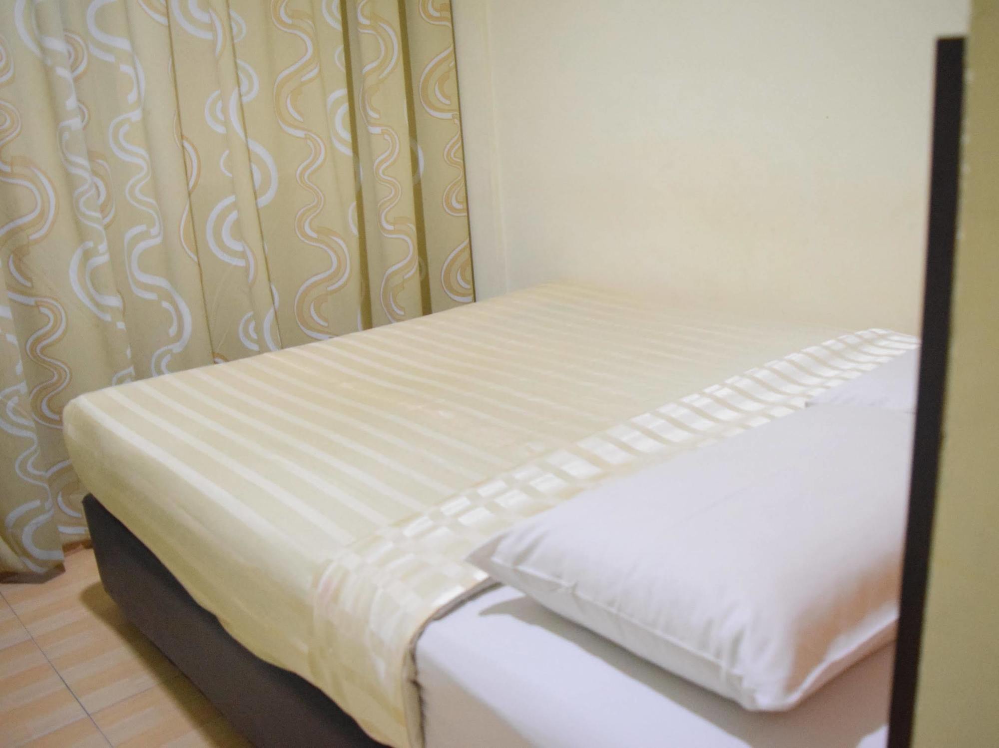 Dj Citi Inn Hotel Куала-Тренгану Экстерьер фото